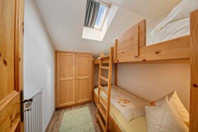 Ferienwohnung 5 − Zweibettzimmer
